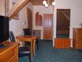 pokoj_27b-zlaty-orel.jpg